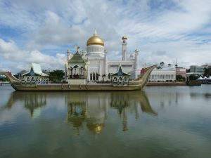 The Omar Ali Saifuddien Mosque, Brunei